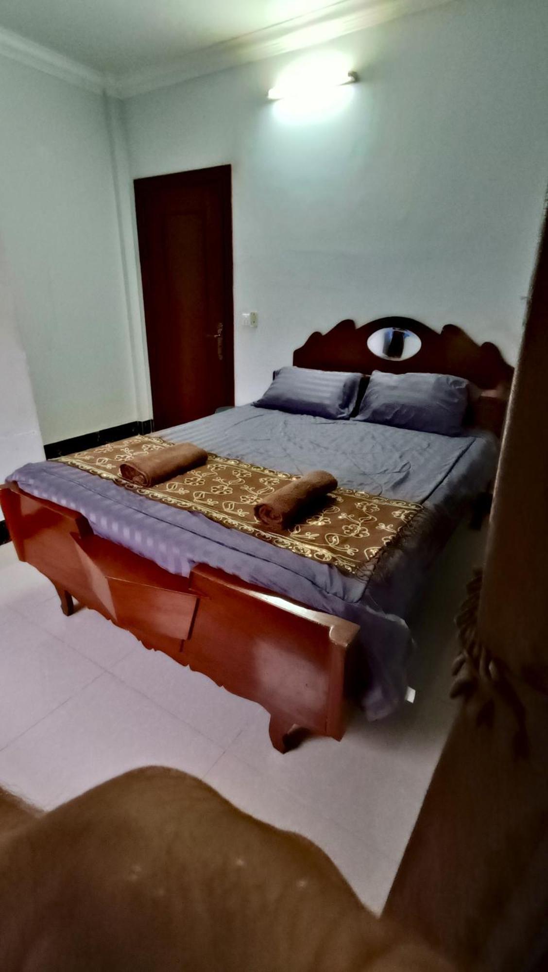 La Maison De Soriya - Work & Stay Kampot Ngoại thất bức ảnh