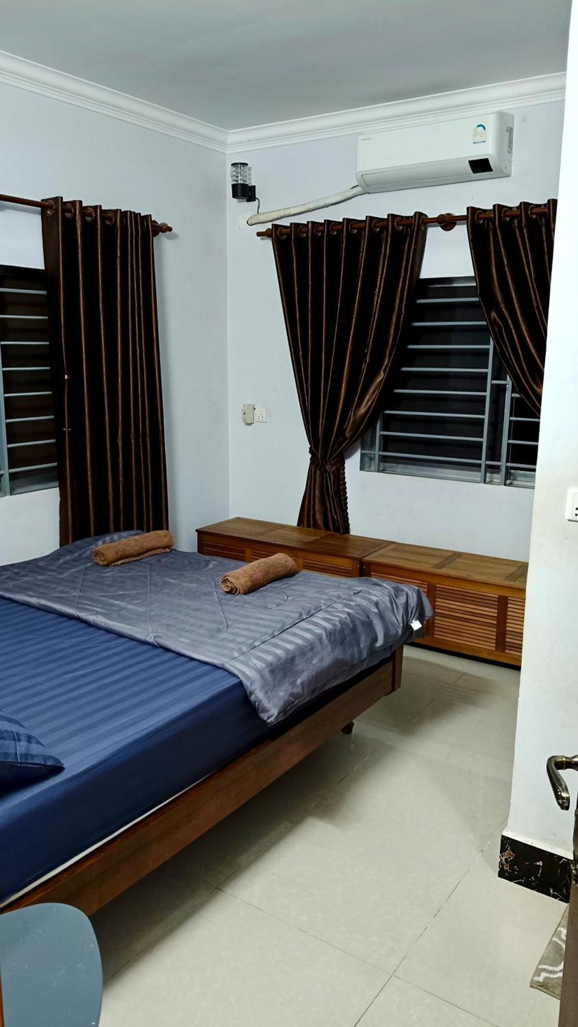 La Maison De Soriya - Work & Stay Kampot Phòng bức ảnh